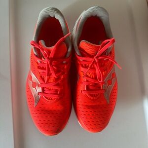 Saucony endorphin speed 4 running shoes. Worn only a handful of times!